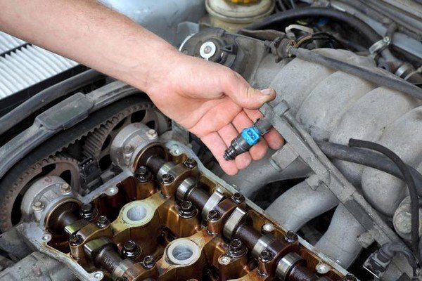 Car's injection fuel