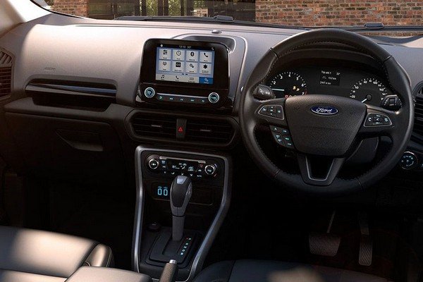  Ford Ecosport 2018’s dash board and steering wheel