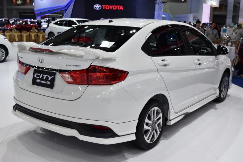 Honda City 2018 Exterior white colour rear look