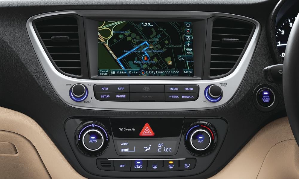 Hyundai Verna 2018 display 