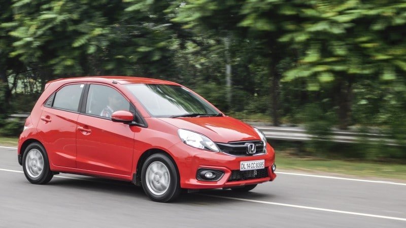 Honda Brio Facelift 2016 body look red colour