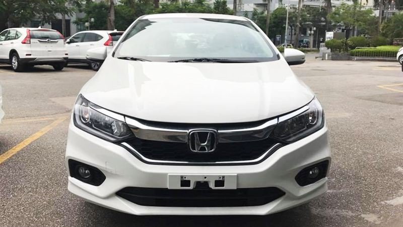 Honda City 2018 Exterior white colour front look