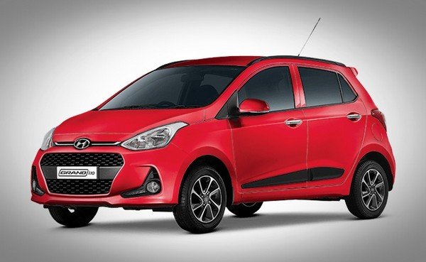 Hyundai Grand i10 front angle view red color