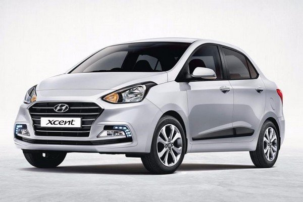 Hyundai Xcent facelift  2018 white color front look
