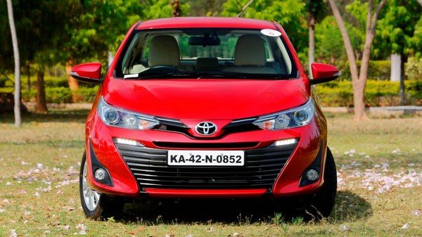 Toyota Yaris front face red color