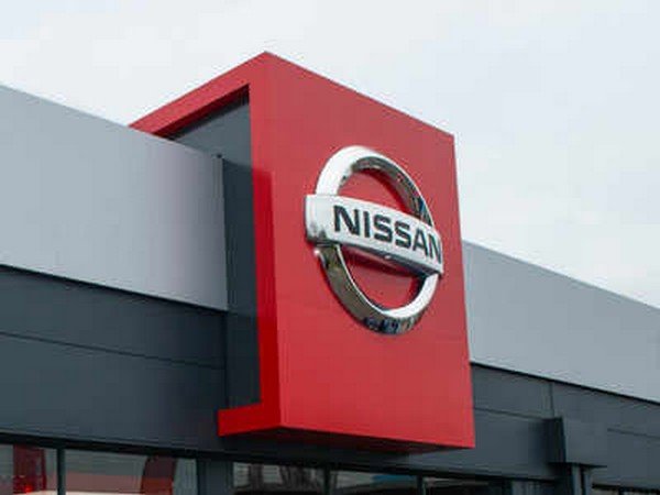 nissan company logo