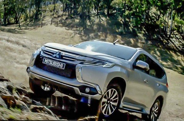 2019 Pajero Sport going off-road