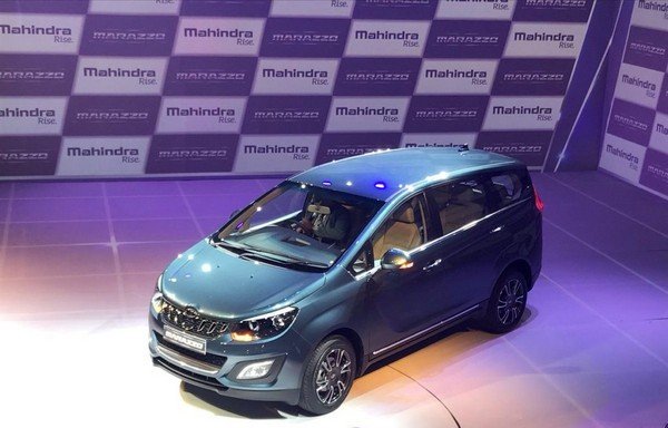 Mahindra Marazzo green color top view at the showroom 