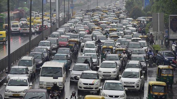 a traffic jam in an indian street