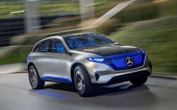 Mercedes-Benz Generation EQ Concept angular look running