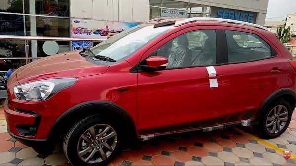 Ford Freestyle red color side look