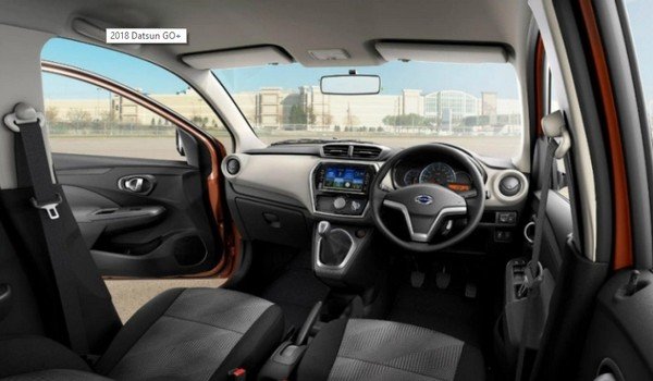2018 Datsun Go and Go+ interior