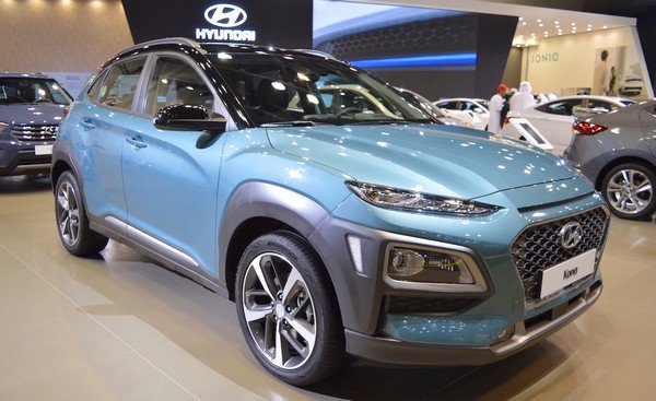Hyundai Kona EV blue color front angle at shown room
