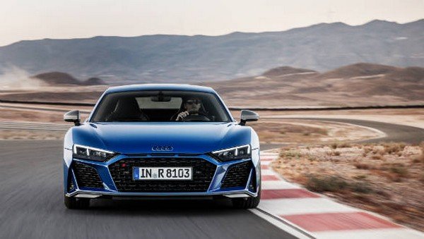 2019 Audi R8 front