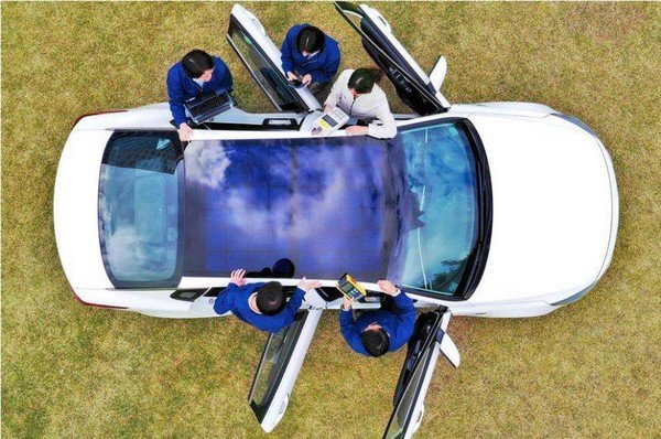 Hyundai Motor, solar charging roof