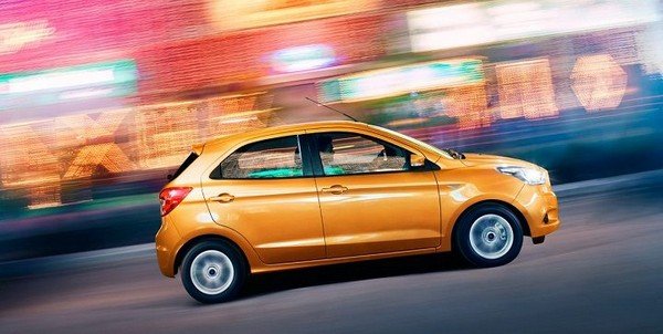 Ford Figo 2018, right angular look