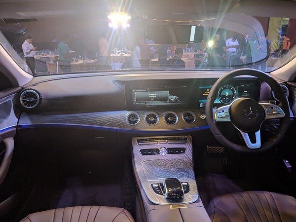 Mercedes Benz CLS interior