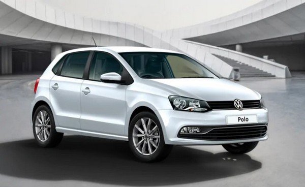 Volkswagen Polo, white colour, front right side