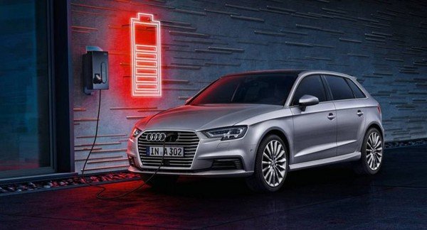 Audi A3 e-tron front view