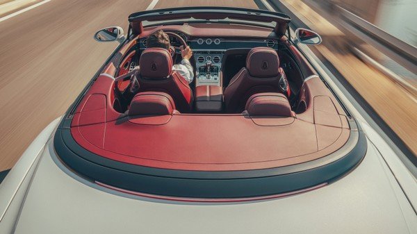 2019 Bentley GTC, Interior