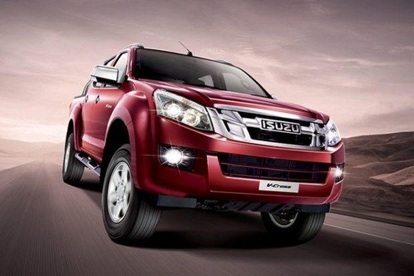 2018 Isuzu D-Max V-Cross, red colour, front angular look