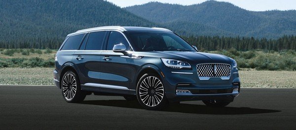 Lincoln Aviator outdoor background
