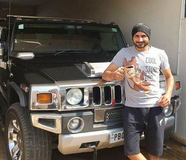  Harbhajan Singh beside his Hummer