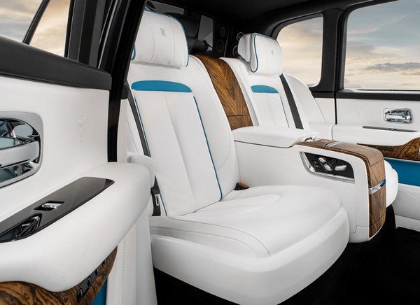 Rolls-Royce Cullinan, Rear Interior