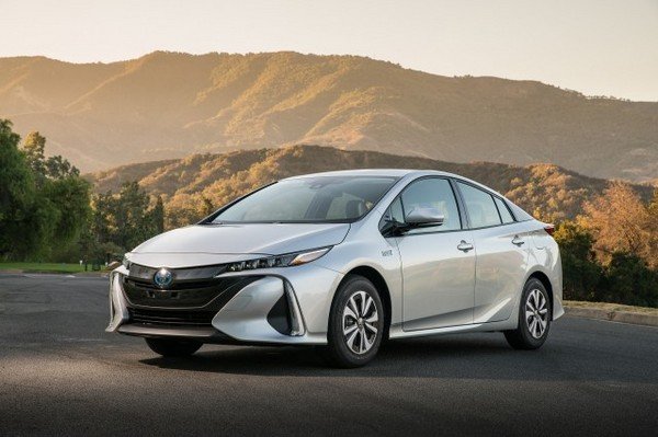 2019 Toyota Prius silver on road 