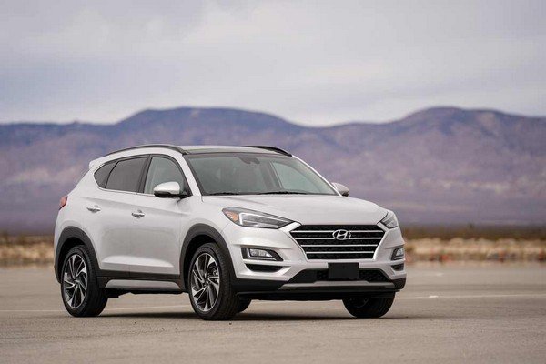 Hyundai Tucson 2019 white color front look