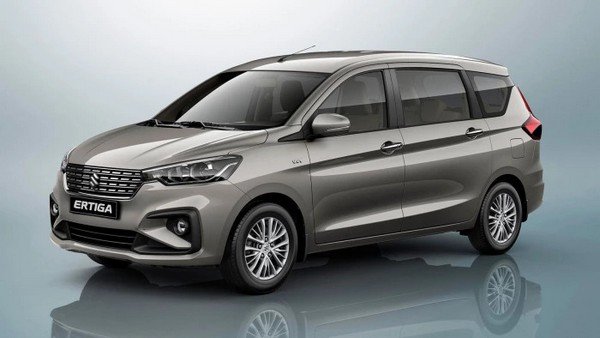 Maruti Suzuki Ertiga 2018 silver color front and side look