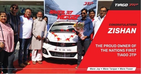 Tata Motors and Mr Zishan and his family on Tata delivery car event