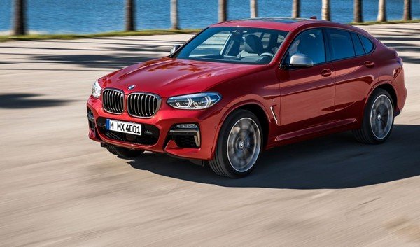 BMW X4, Red Colour