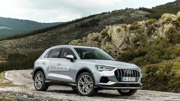 2019 Audi Q3 white colour running