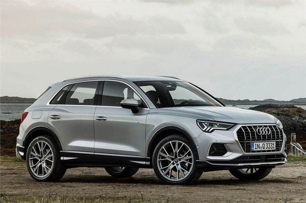 2019 Audi Q3 side profile