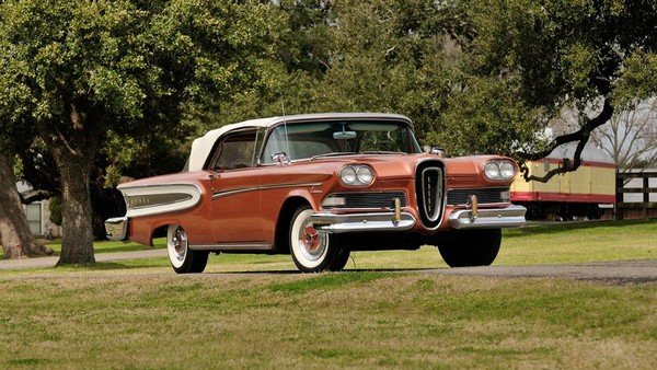 Ford Edsel, Orange, Front Angular Look