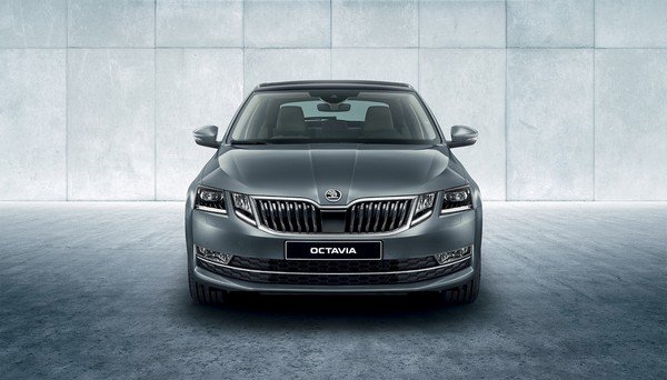 Skoda Octavia front look