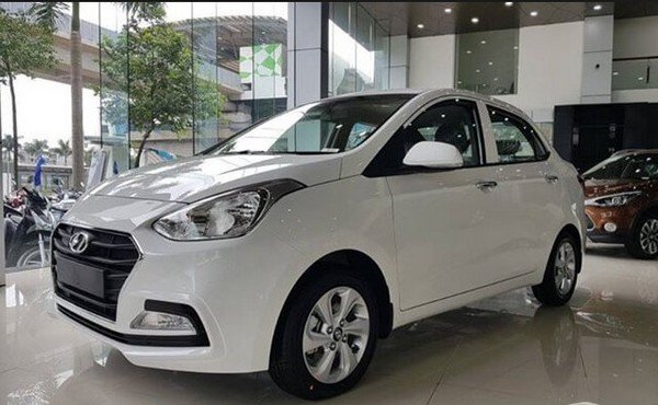 Hyundai Grand i10, white, front view