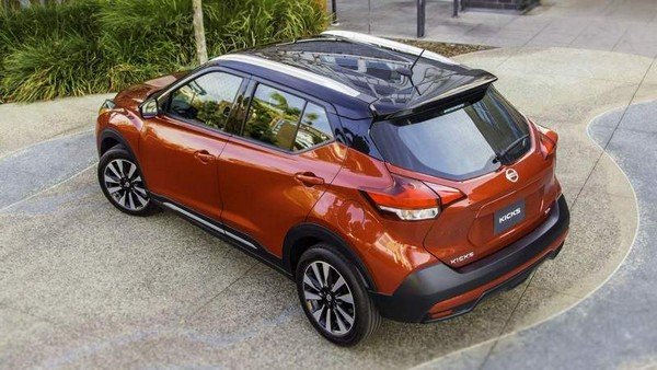 2019 Nissan Kicks Bronze Grey and Amber Orange shot from the above