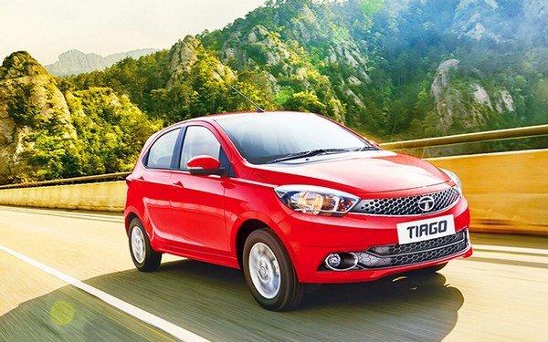 New Tata Tigo, Red, Front View