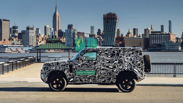 2020 Land Rover Defender side profile running