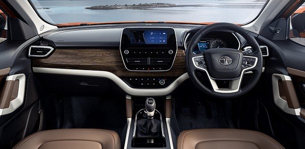 2019 Tata Harrier, dashboard