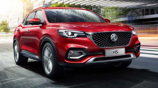 MG Hector red angular left