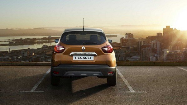 Renault Captur 2017 exterior rear view dual tone black and orange colour