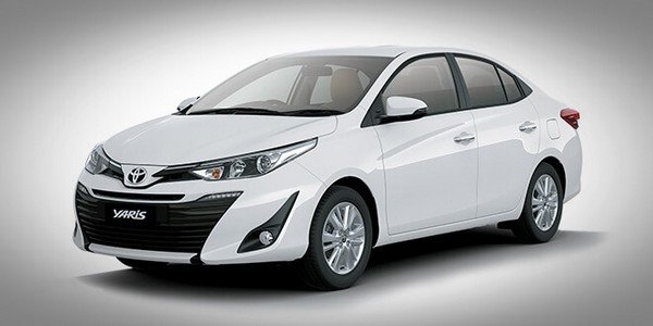 Toyota Yaris 2018 three quater look white colour 