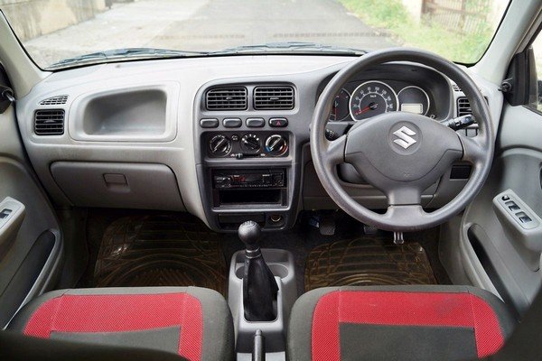 Maruti Suzuki Alto dashboard