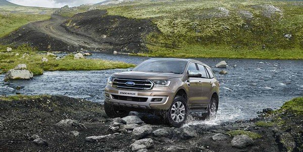 facelifted ford endeavour front angular look