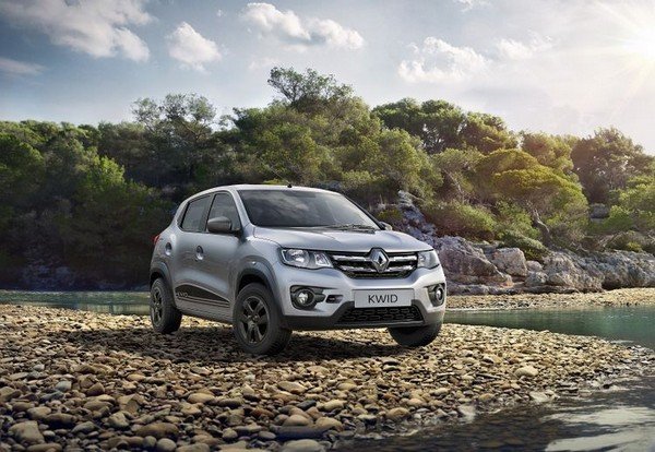 Renault Kwid with nature background