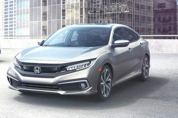 2019 Honda Civic silver color parking