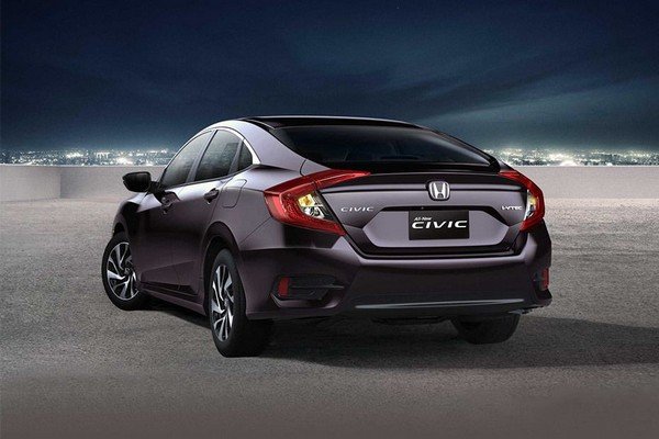 2019 Honda Civic rear look